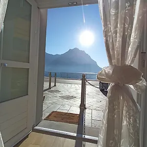https://ca-del-lac.it-lombardy.com